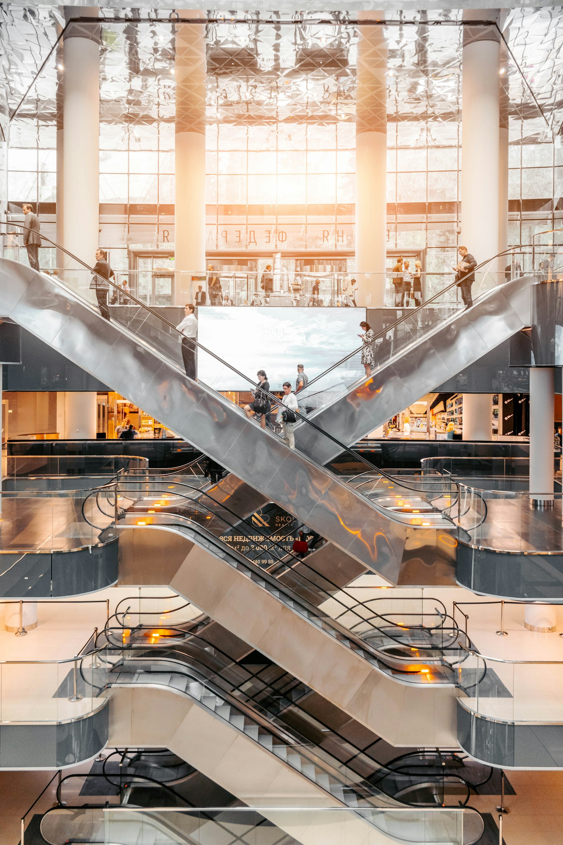 Mall escalators and atrium